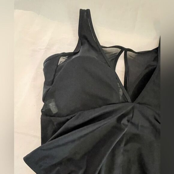 2XL Time and Tru rich black with sheer one piece v neck swim suit - Picture 12 of 14